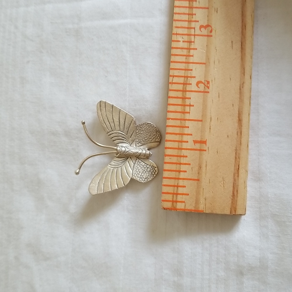 Vintage Sterling Silver Butterfly Pendant Large - Picture 3 of 5